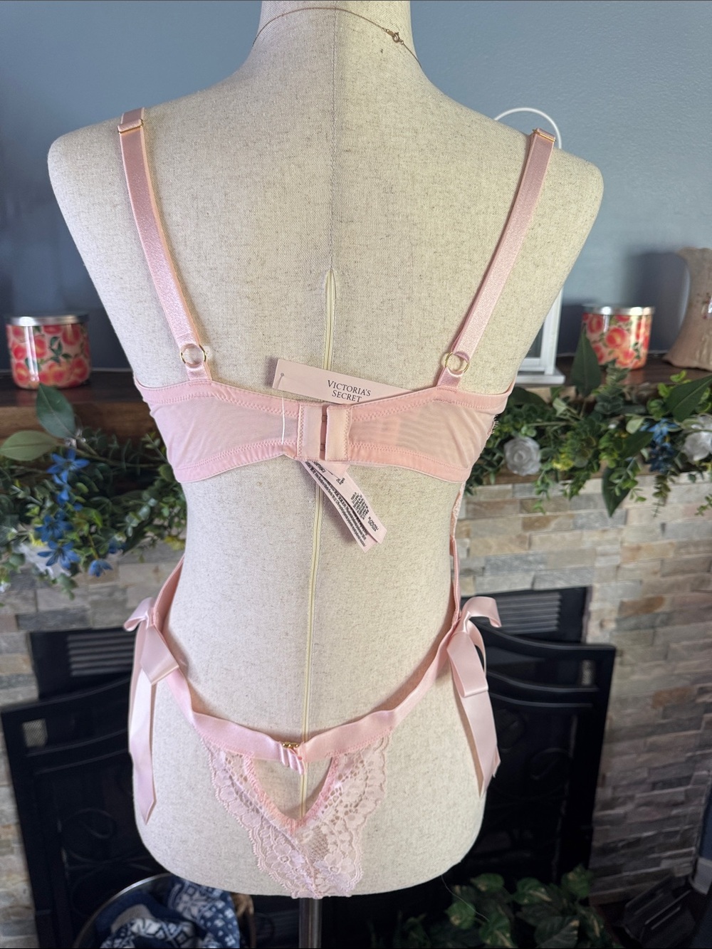 Victoria's Secret Pink Eyelash Lace Corset Teddy Bodysuit NWT XL - Picture 10 of 13